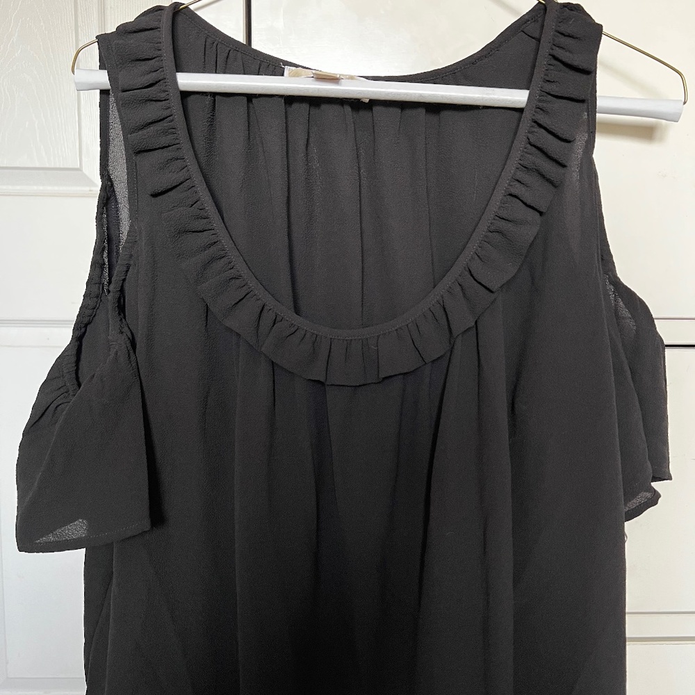 MK open shoulder crepe shirt